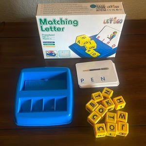 Matching letter learning toy